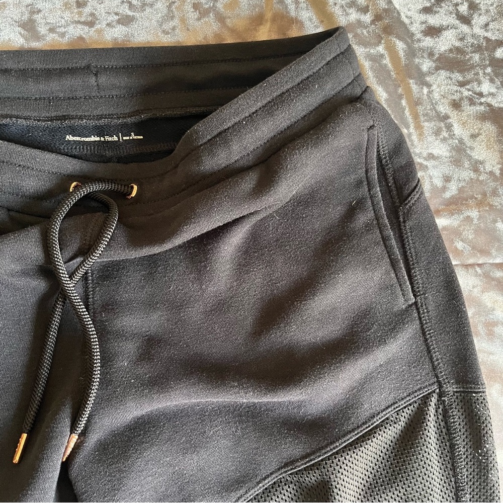 Black Abercrombie mesh Jogger Sweatpants - Picture 8 of 12